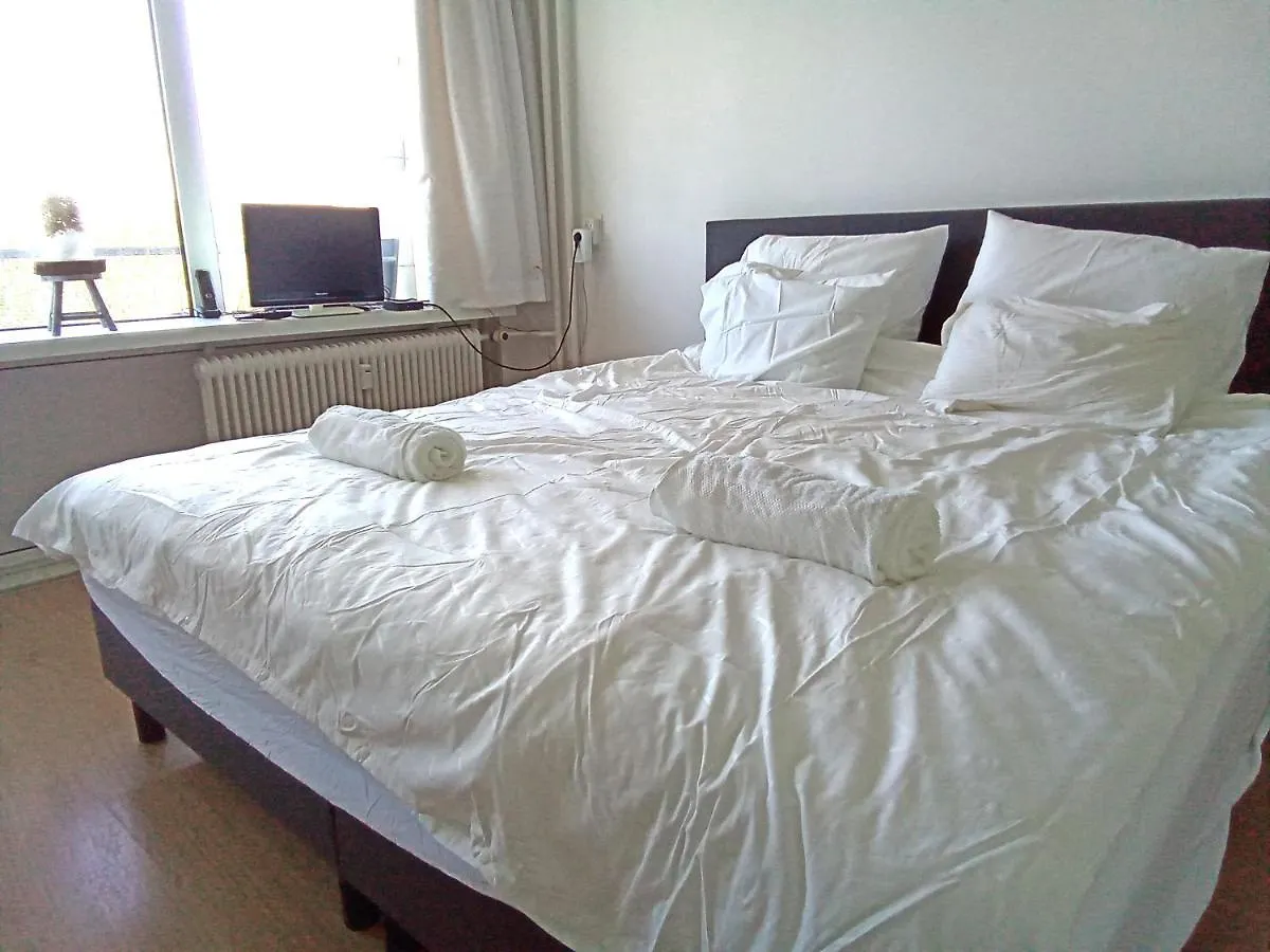 King Bed, 55M2 Which Is 592Ft2 On The Edge Of Utrecht Near Amsterdam 0*,