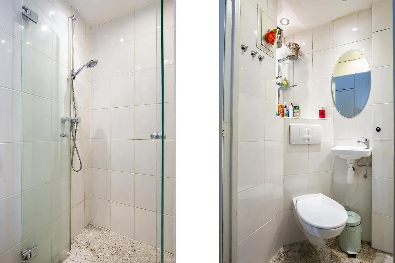 King Bed, 55M2 Which Is 592Ft2 On The Edge Of Utrecht Near Amsterdam 0*,  Países Bajos