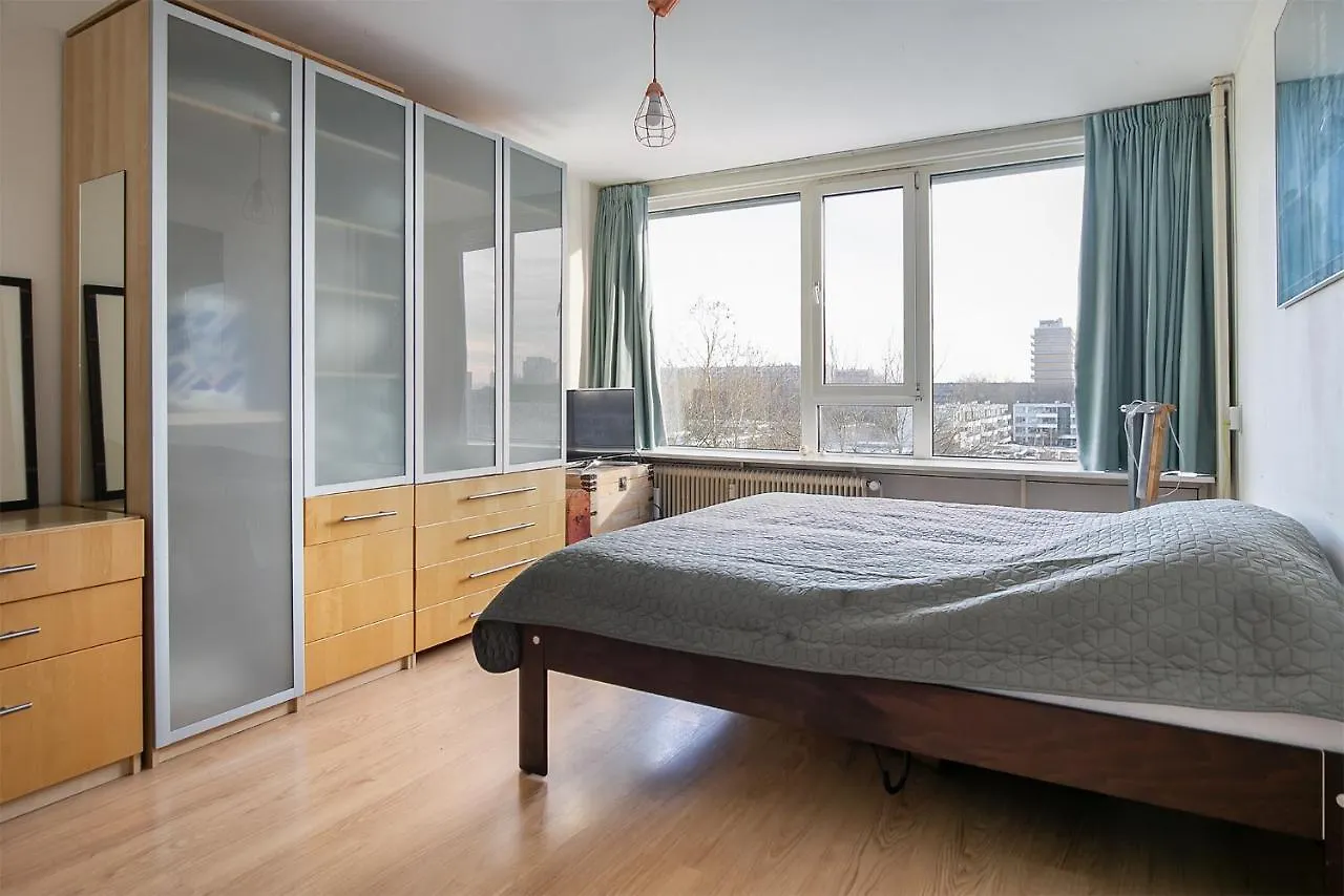King Bed, 55M2 Which Is 592Ft2 On The Edge Of Utrecht Near Amsterdam 0*,  Países Bajos